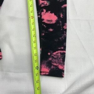 Alo yoga size 4 leggings…0302